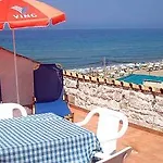 Gæstehus Romantic Palace 4*