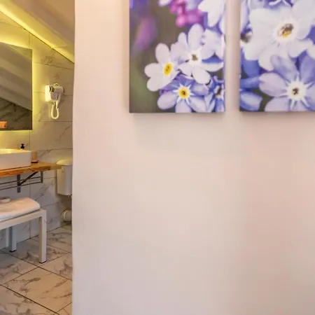 Guest house Romantic Palace Agios Gordios (Corfu)