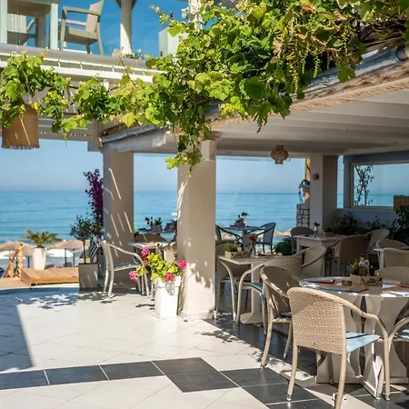 Romantic Palace Guest house Agios Gordios (Corfu)