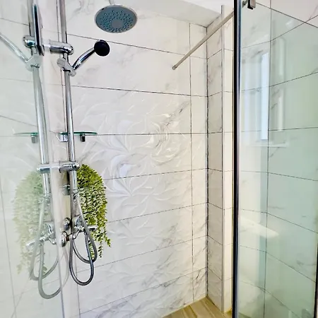 ゲストハウス Romantic Palace