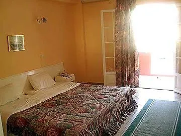 Romantic Palace Agios Gordios (Corfu)