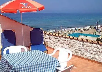 Konukevi Romantic Palace 4*