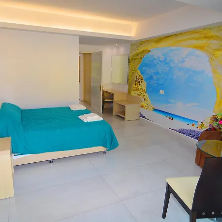 Romantic Palace Agios Gordios (Corfu)