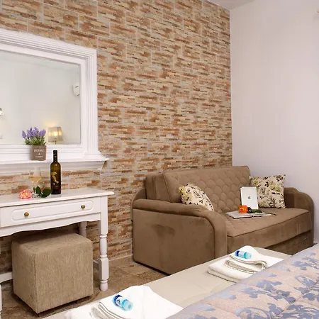 Romantic Palace Agios Gordios (Corfu)